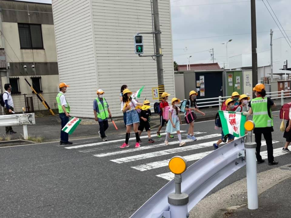 谷田交番前の交差点