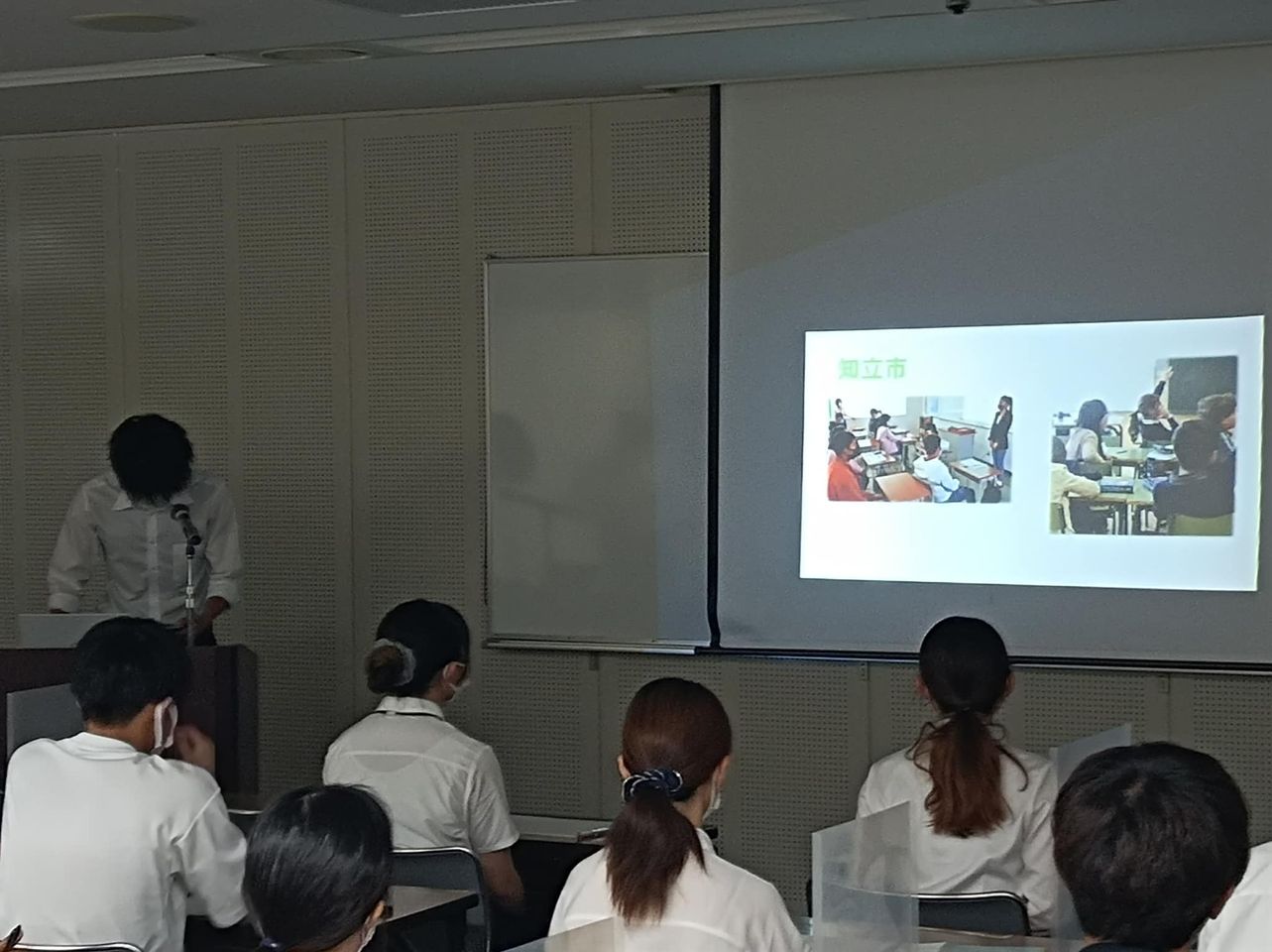 「未来国会」の地区大会