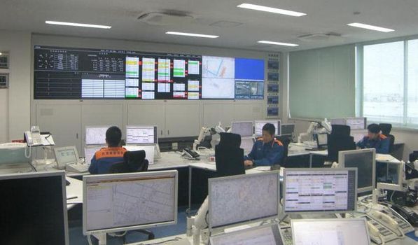 衣浦東部広域連合の通信指令事務所と刈谷消防署南分署