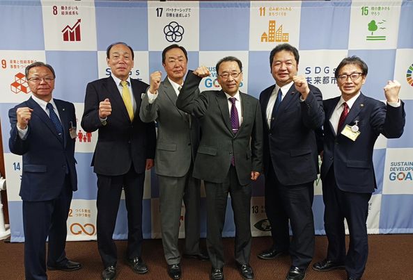 令和６年度谷田町会新三役と市役所訪問